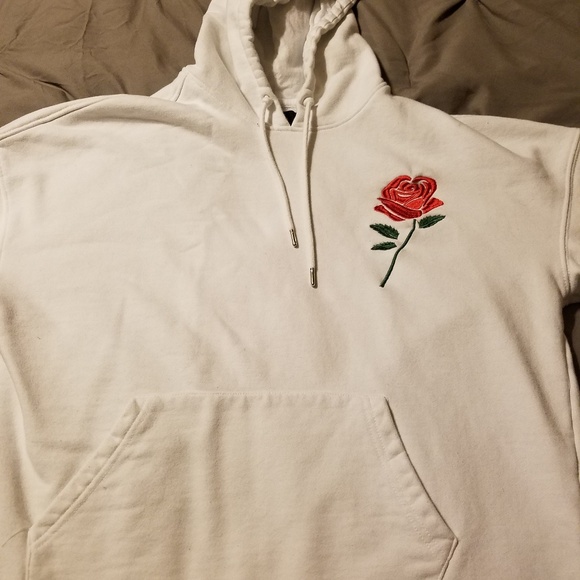 Pacsun medium men or woman sweatshirt. - Picture 2 of 2